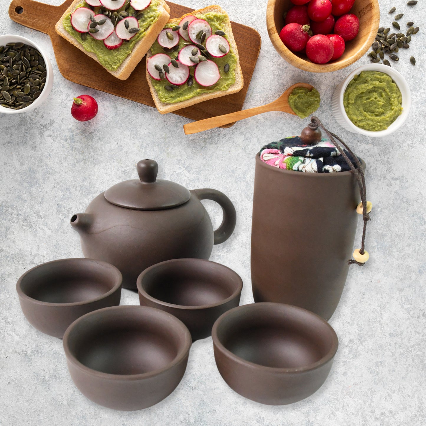 Portable Chinese Purple Clay Tea Set with 4 Cups, Teapot and Storage Case, Traditional Ceramic Travel Set, 22 x 16 x 6 cm