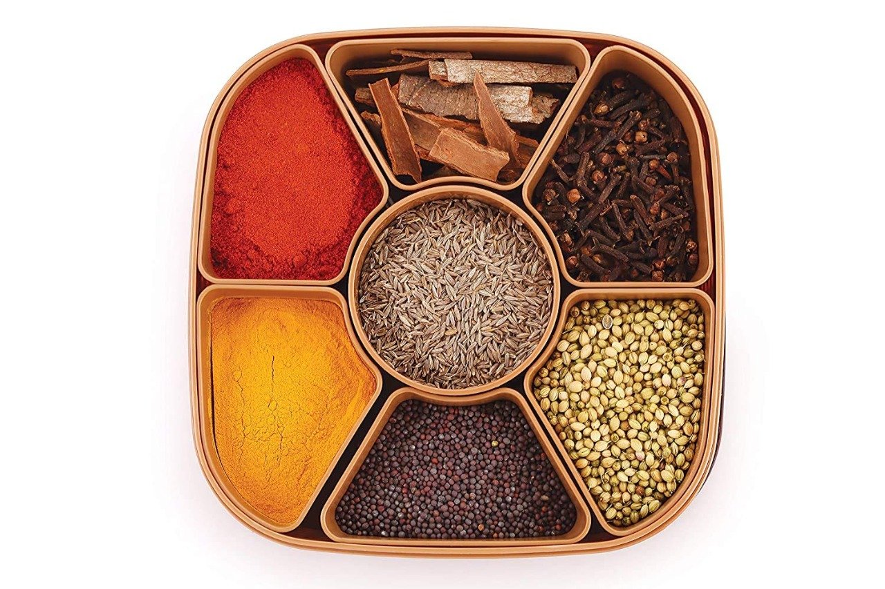 Masala Rangoli Box Dabba – 7-Compartment Spice Organizer | BPA-Free Virgin Plastic | Dual-Color Woven Design