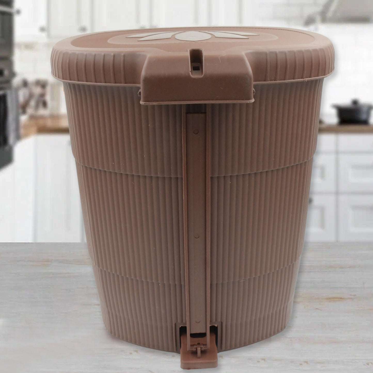 Mini Plastic Pedal Dustbin with Lid | 8L Compact Foot-Operated Trash Can for Home, Kitchen, Office, Car – Hands-Free Waste Bin (1 Pc)