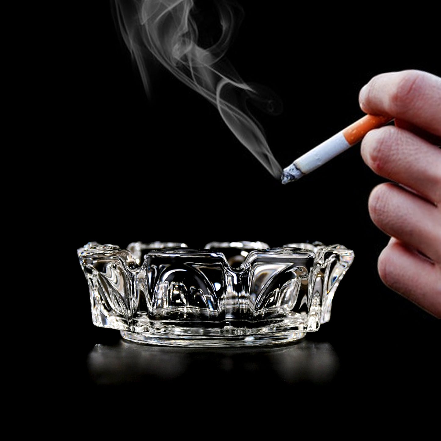 Round Glass Ashtray – Heavy-Duty Crystal Glass Ash Holder with 4 Cigarette Slots for Home, Office, Patio, Indoor & Outdoor Tabletop Décor