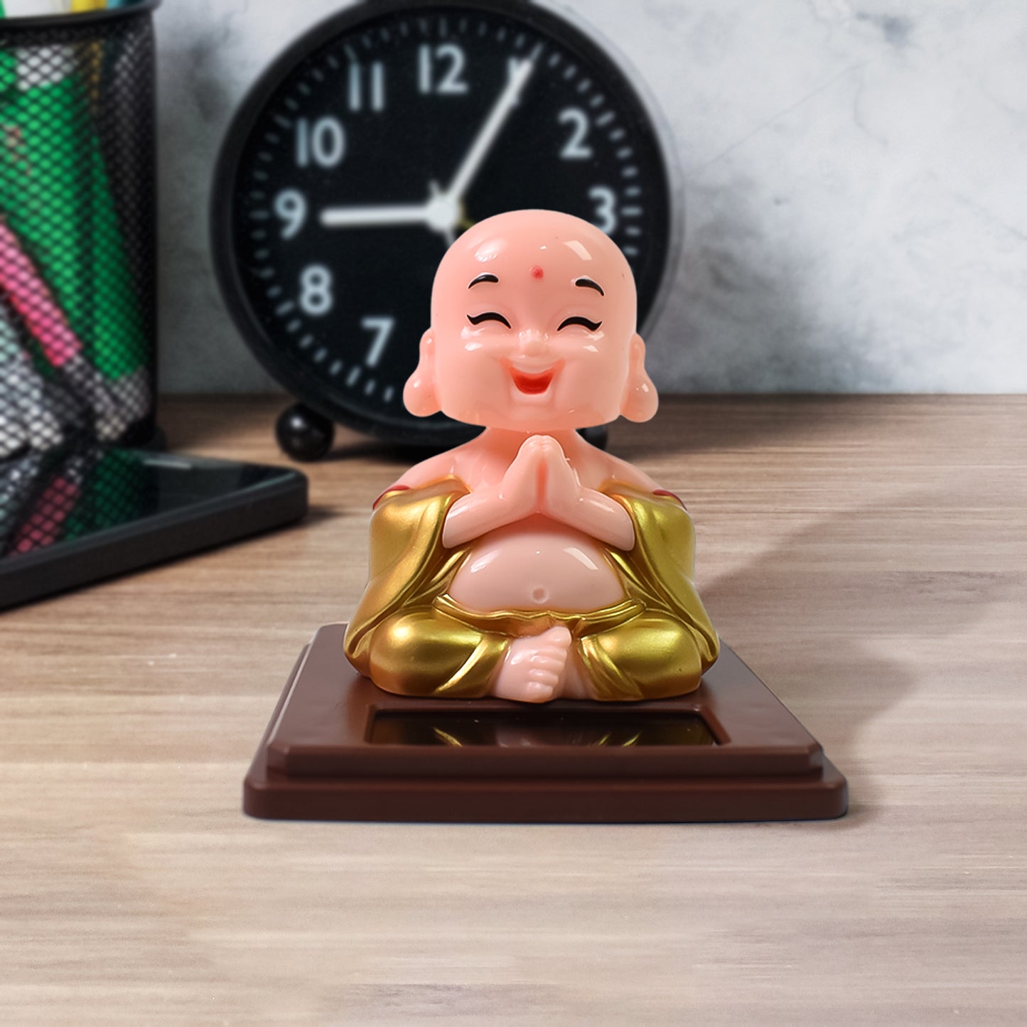 Solar-Powered Moving Head Buddha Statue – Peaceful & Decorative Car Ornament