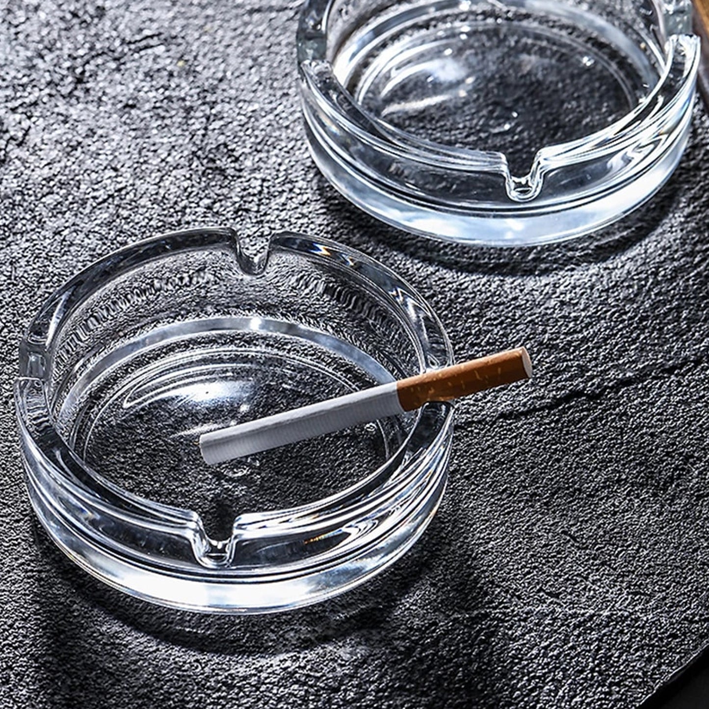Glass Crystal Ashtray | Round | Heavy Duty | 12 cm | Tabletop Cigar & Cigarette Holder | Indoor & Outdoor Use