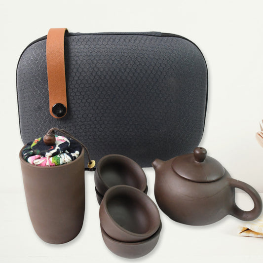 Portable Chinese Purple Clay Tea Set with 4 Cups, Teapot and Storage Case, Traditional Ceramic Travel Set, 22 x 16 x 6 cm