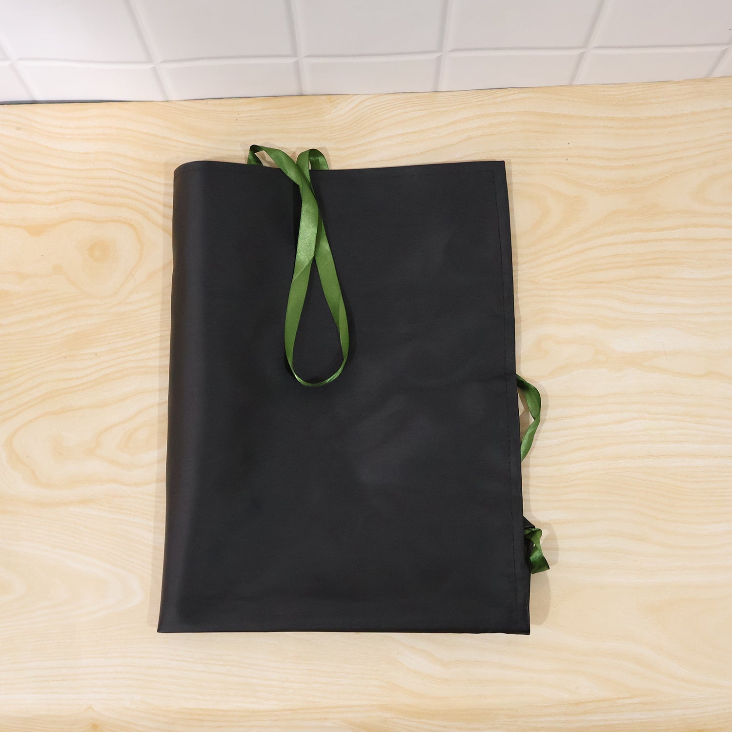 Adjustable Kitchen Cooking Apron For Chefs Baking Cleaning And Gardening (1 Pc)
